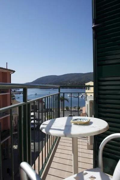 La Terrazza Sul Mare - Elba Affitti Hotel Porto Azzurro