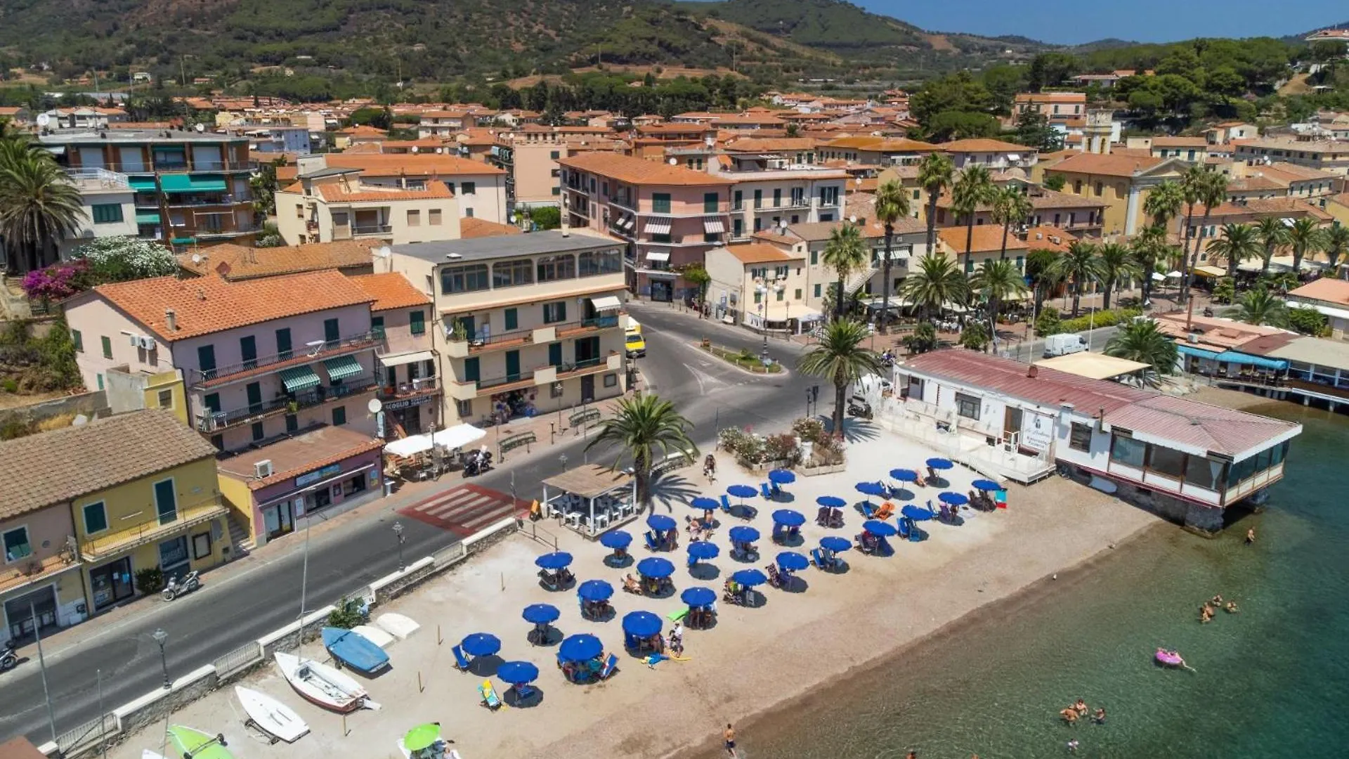 Hotel La Terrazza Sul Mare - Elba Affitti Porto Azzurro Affittacamere